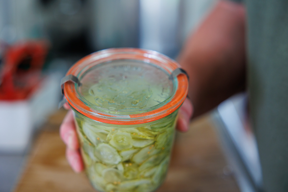 Weckburk med Bread and Butter Pickles försluts