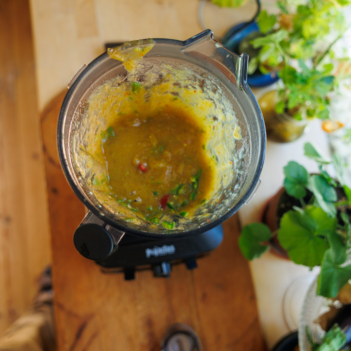 Mixad sweet chilibas i blender